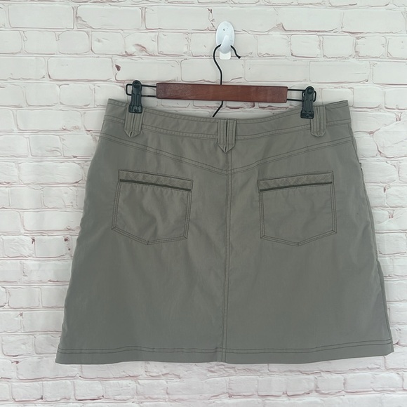 Athleta  green mini pencil stretchy skirt size 12 - Picture 2 of 7